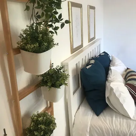 Apartmán Charming Studio! Garden View & Great Location!
