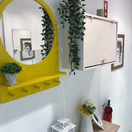 Charming Studio! Garden View & Great Location! Apartmán